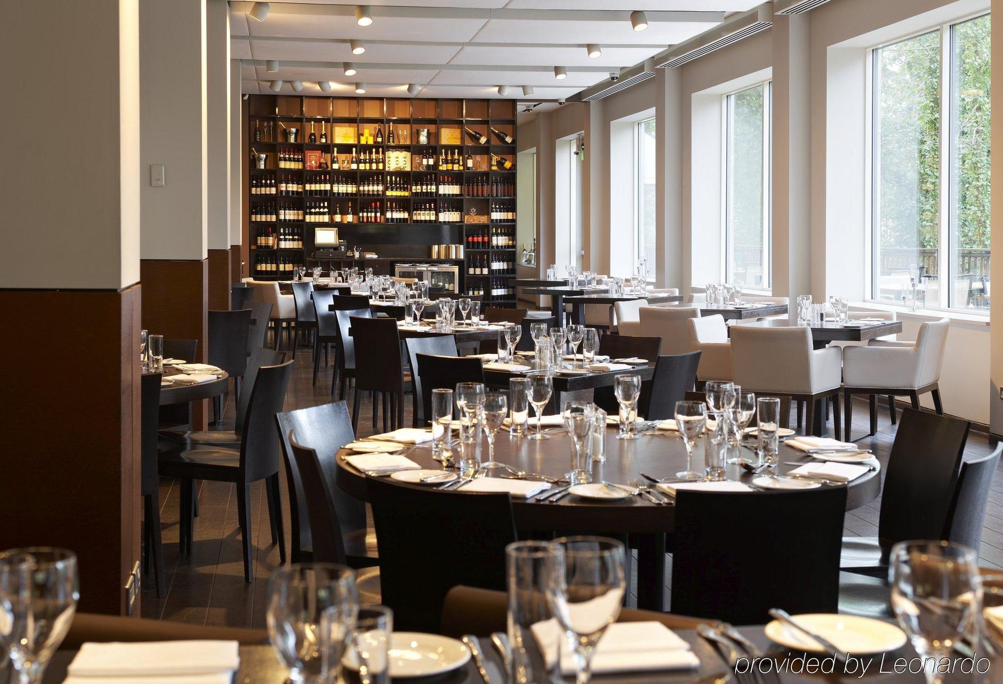 Park Plaza Отель 4*